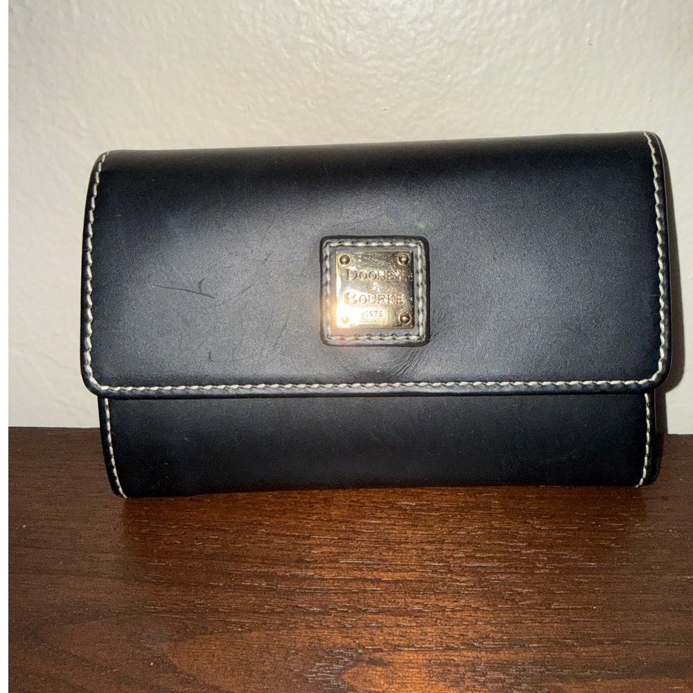 Dooney Bourke Black‎ Leather Trifold Wallet Snap Closure Coin Pocket ID Window